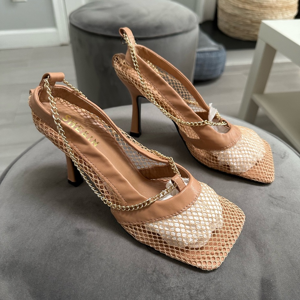 NEW Fishnet Chain Decor Stiletto Heels